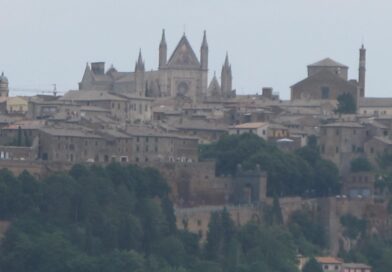 Orvieto - Vue de la ville avec la cathédrale