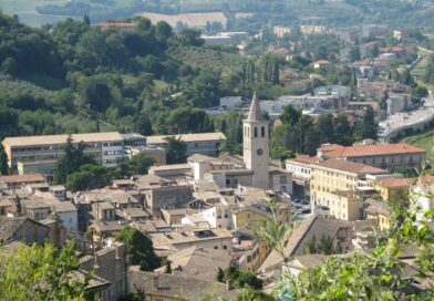 Spolète - Vue de la ville depuis le château