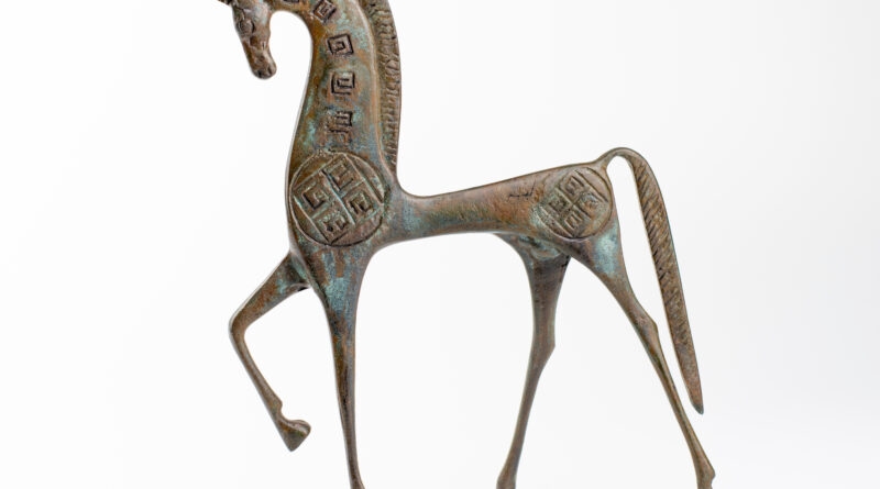 Sculpture étrusque en bronze représentant un cheval