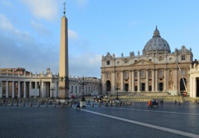 Vatican - Basilique et place Saint-Pierre